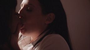 Angela White & Jenna Foxx - Lesbian Beauties 21: Black & White