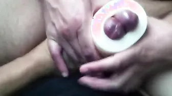 Two Amateur Guys Share Mutual Fleshlight Masturbation