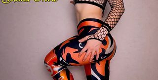 PAWG in Spandex Leggings Wiggles Her Ass and Rides a Big Dildo