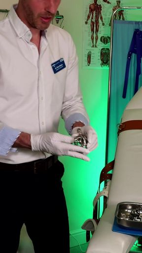The Doctor Thinks Chastity Is the Only Option (4k)