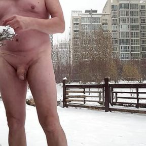 Naked in Beijing snow