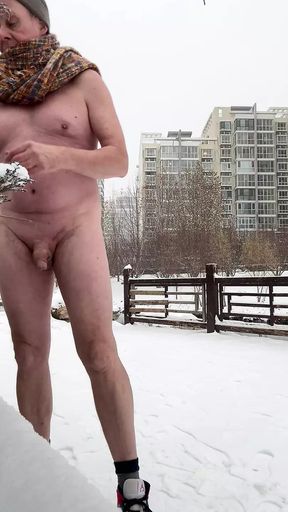 Naked in Beijing snow