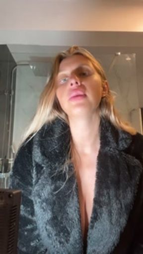 Elisablonde prof d’éducation sexuel