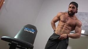 Maskurbate - Very hawt bodybuilder likes ramming hard