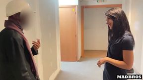 French MILF Secretly Anal Fucks Construction Worker