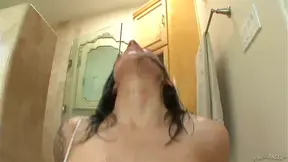 Sultry Juelz Ventura Gives Head Before Shower Sex Extravaganza