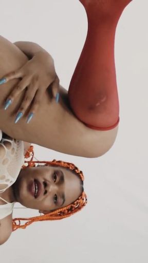 Evelyn Strip   Clip 1