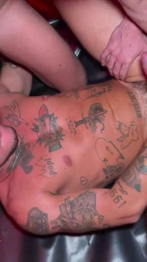 Zac Solan fucked raw by Apolo Adrii