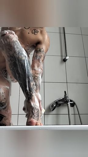 Thrusting pears in the traditional style