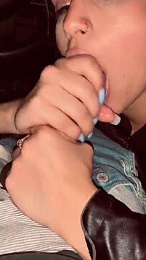 Uber Driver Fills Amateur Mouth with His Warm Load