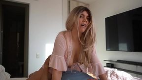 Hot stepmom with nice natural tits participates in a wild morning sex