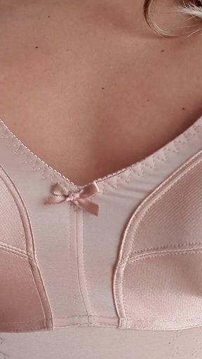 Nude Nylon Vintage Body Bra