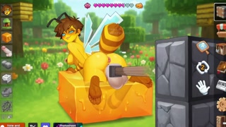 Minecraft Queen Bee Moans Loudly from a Dick in Her Ass (It’s So Deep!!) | Adorable Piston Trap Craf