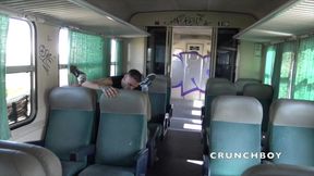 Amazing risky exhib in the train