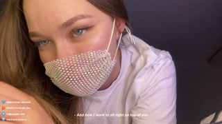 Virtuel sex med en smuk pige. Rollespil kneppet online