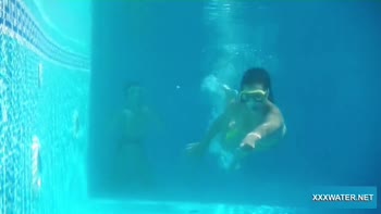 Minnie Manga & Candy's Water Frenzy: Underwater Lesbo Love