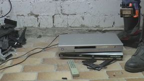 DVD Player folding