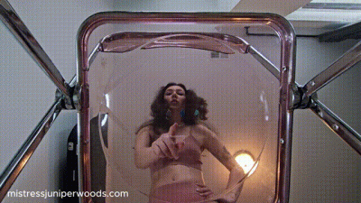 SLOW MOTION GIANTESS BUTTCRUSH