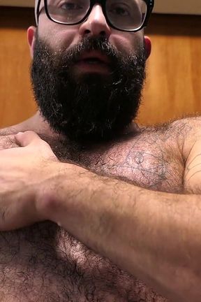 Alpha Muscle Show-off