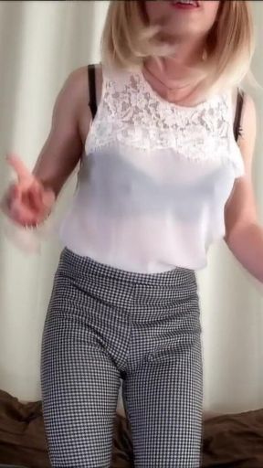 Cum for Me Slave! Dominant JOI by Tranny!