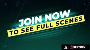 Lara Lee's Irresistible Curves Await a Wild Encounter!