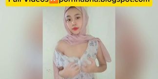 Naughty ABG in jilbab learns to fuck