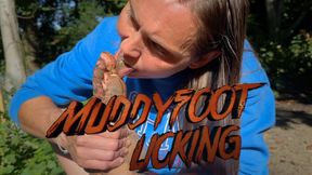 Muddy Foot Licking Toe Sucking (MOV 4K)