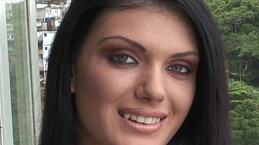 Hot brunette screwed in a wild double penetration by three guys!