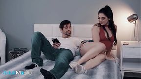 Step Siblings Keira Croft &amp_ Lucky Fate Share A Bedroom To Make It Easy For Them To Secretly Fuck - ADULTMOBILE