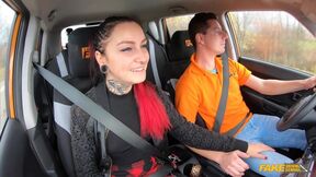 Alt hoe Sharlotte Thorne fucks driving instructor