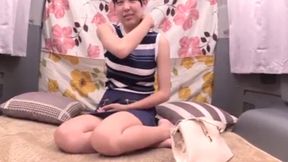 Ramen Shop Encounter Leads to Unexpected Car Date with Curvaceous Lady