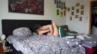 Girls like cuddling but men just want sex !!