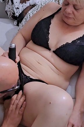 I Wanted to Make Myself Something to Eat and Ended up with a Cock in My Pussy.