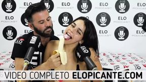 PEQUITAS SWALLOWS THE CREAMY BANANA IN THE SPICY ROOM
