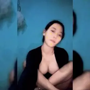 Hairy Asian MILF gives addictive solo pussy play