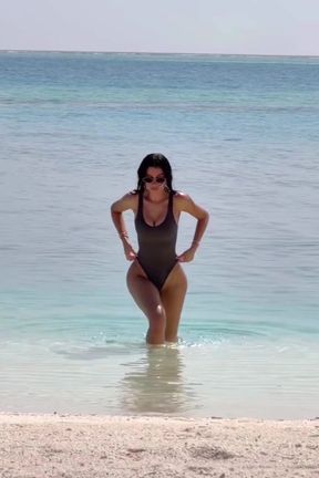 Swimsuit babe gets naughty in New York City
