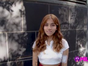 Peruvian teen Marina Gold offers her money for horny challenges in public and en