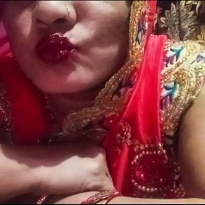 Indian desi bhabhi milking boobs and masturbation her hairy pussy