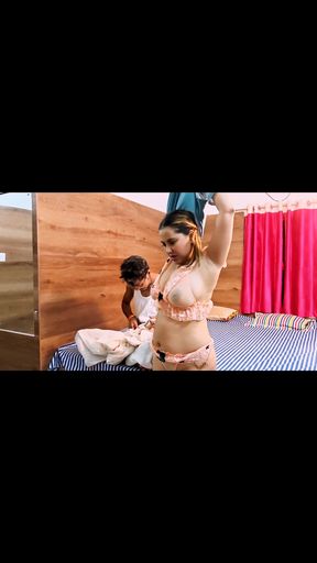 Old Father-in-law Had Hardcore Sex with His Daughter-in-law and Sucked His Penis