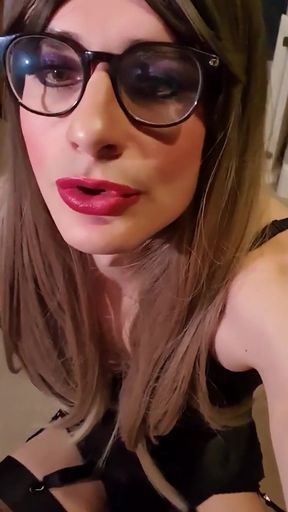 Edge play in my lingerie