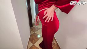 Red Velvet Fart Queen