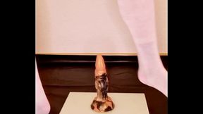 maricas arrega&ccedil_a o cu com vibrador usando cinto de castidade