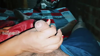 Indian girl sucking dick