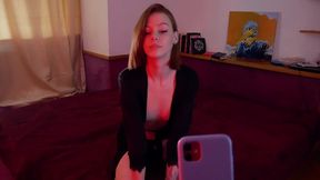 18 year old beautiful girl in the bedroom with parents - sex video call