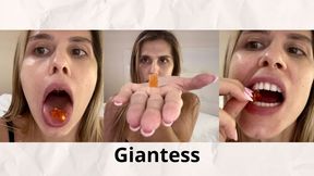 Giantess - Macrophilia