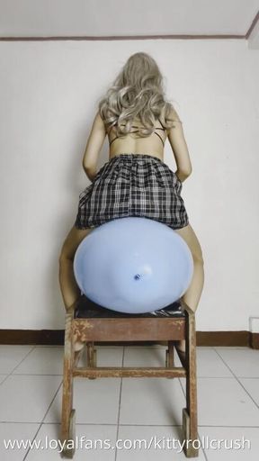 wooden chair booty shake grind big balloon til pop