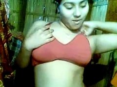 Cute Indian Girl expose her hot boobs