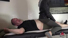 Ride him Right The fuck up