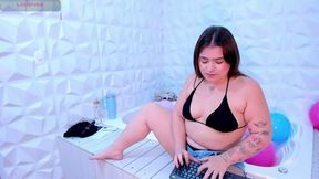 Velvet Vixens Private Show