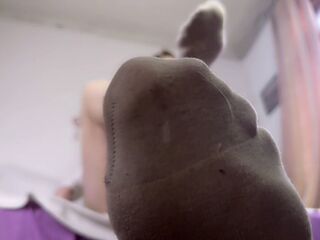 Immodest bastard, ill smash u with my feet